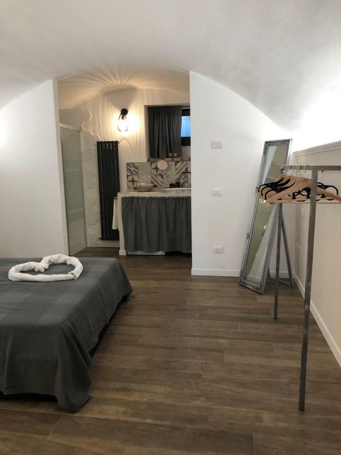 Ferienwohnung Tree House Polpenazze del Garda Exterior foto